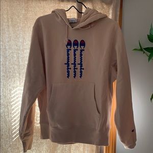 Dusty pink champion reverse weave sweatshirt